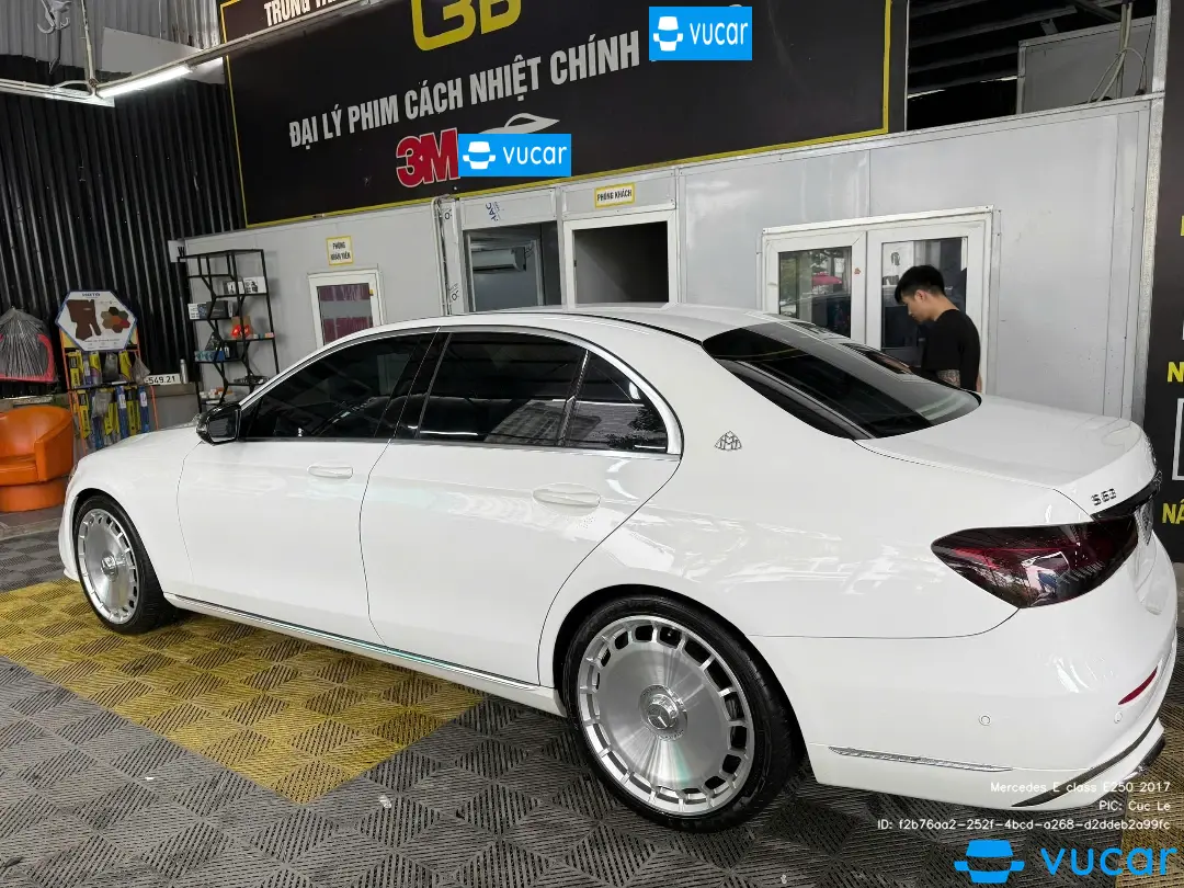 Mercedes E class E250 2017 - Ngoại thất 32