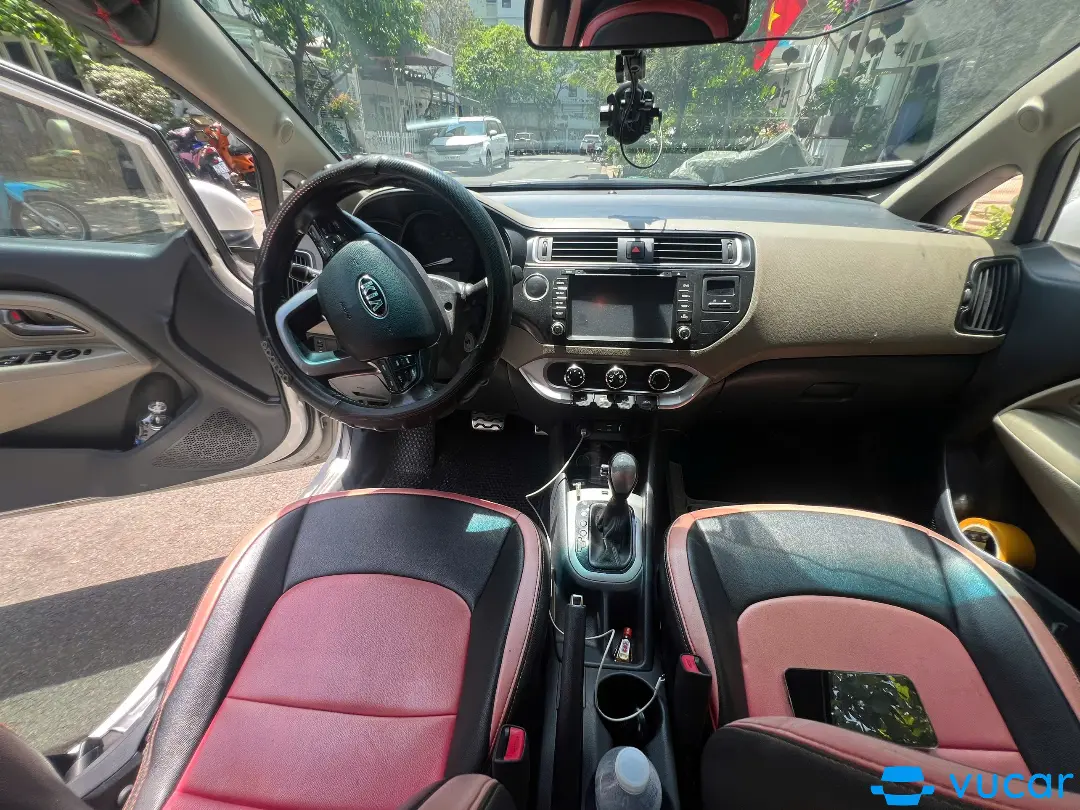 Kia Rio 1.4 AT 2017 - Nội thất 2