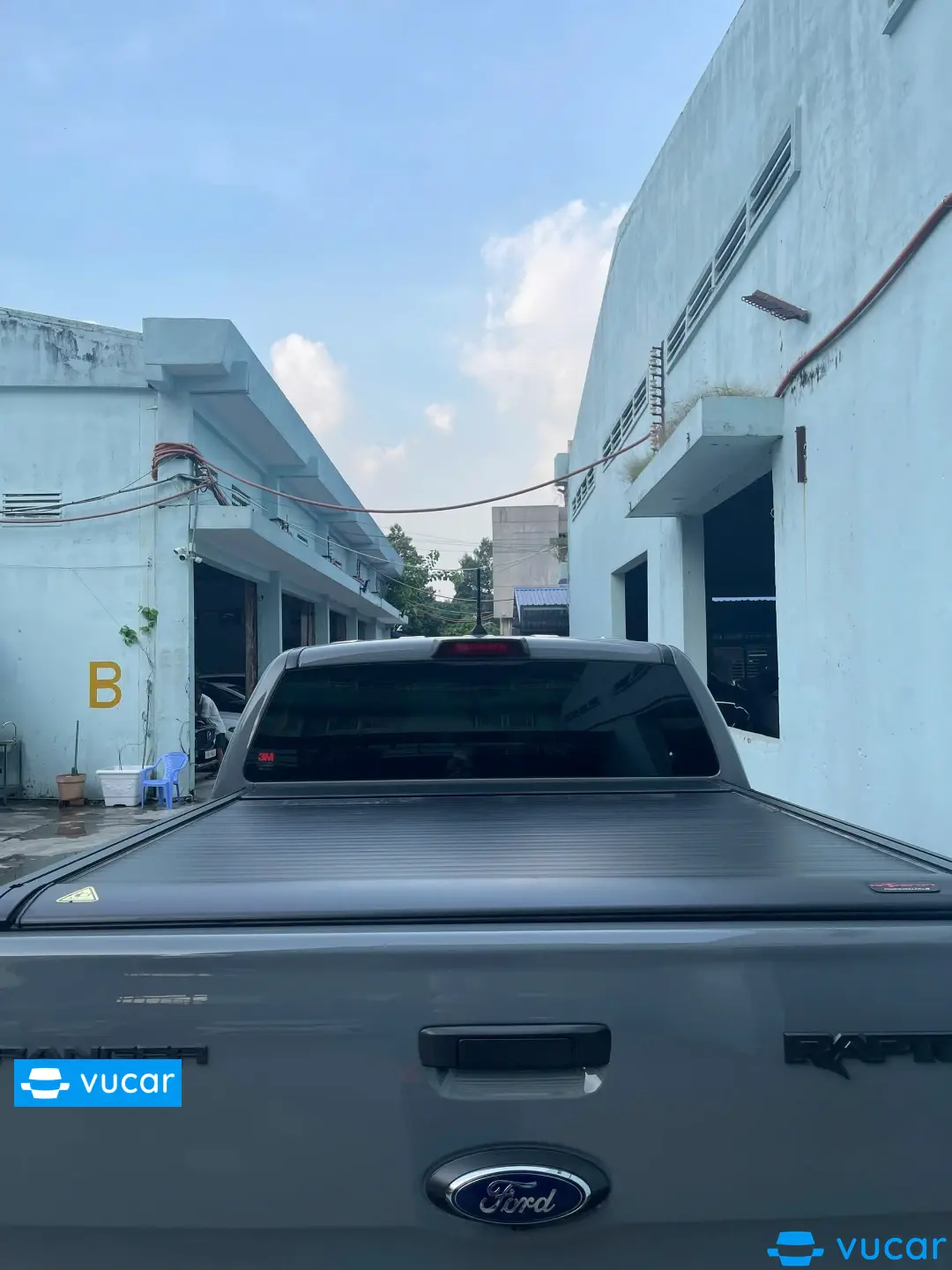 Ford Ranger Raptor 2.0L 4x4 AT 2022 - Khoang động cơ 1