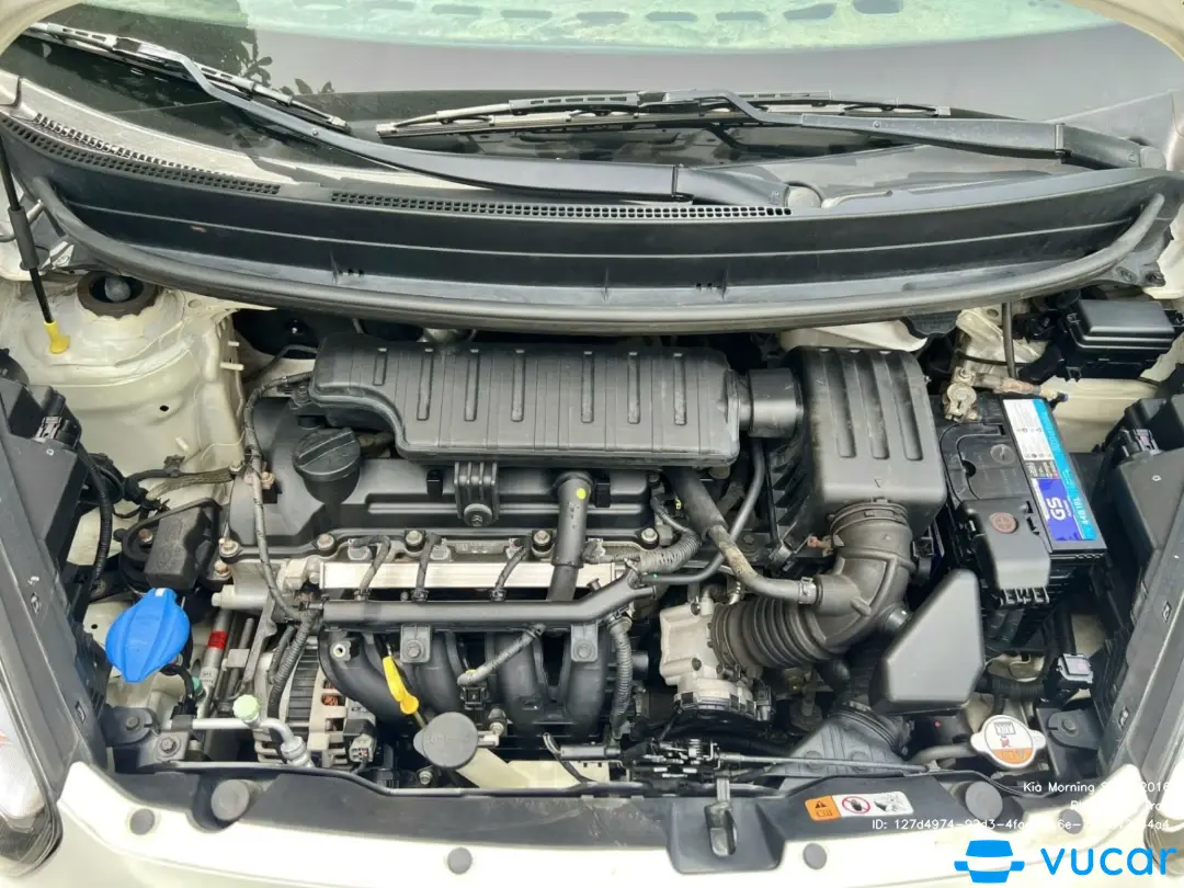 Kia Morning Si MT 2016 - Khoang động cơ 1