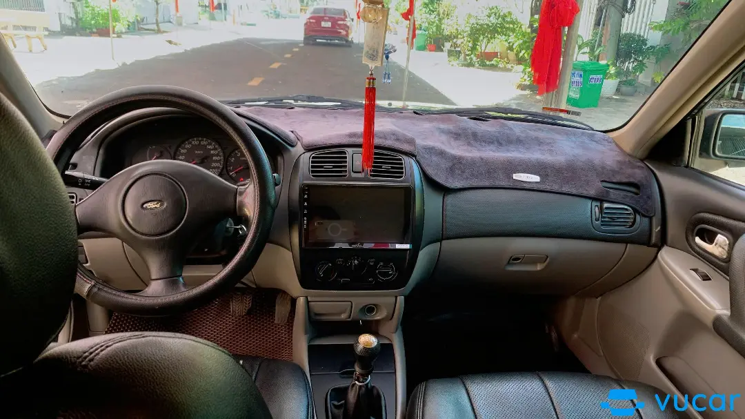 Ford Laser 2004  - Nội thất 3