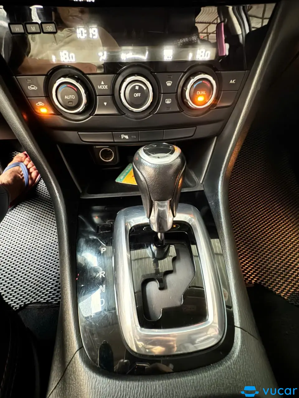Mazda 6 2.5 AT 2014 - Nội thất 3