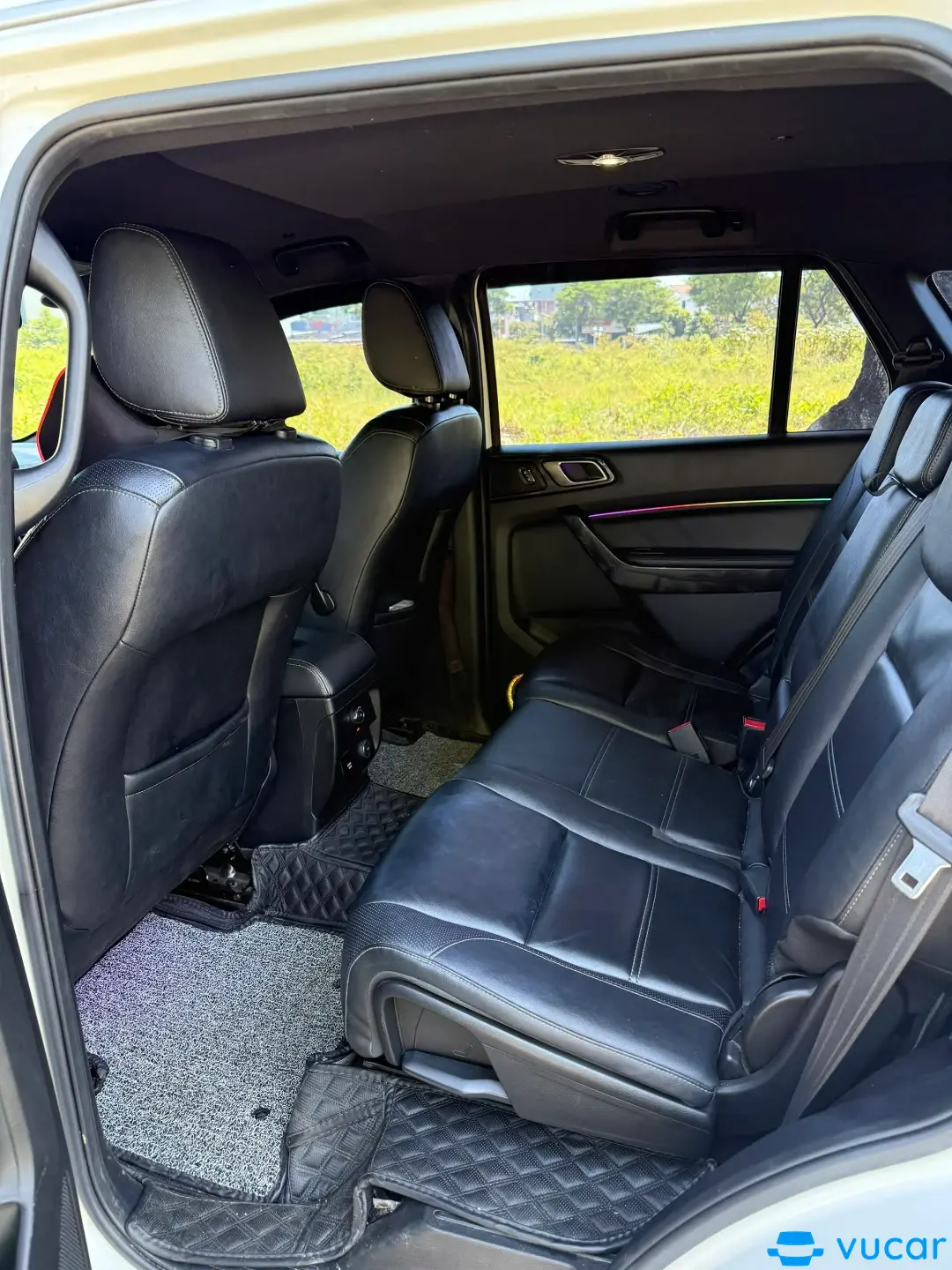 Ford Everest Titanium 2.0L 4x2 AT 2020 - Nội thất 4
