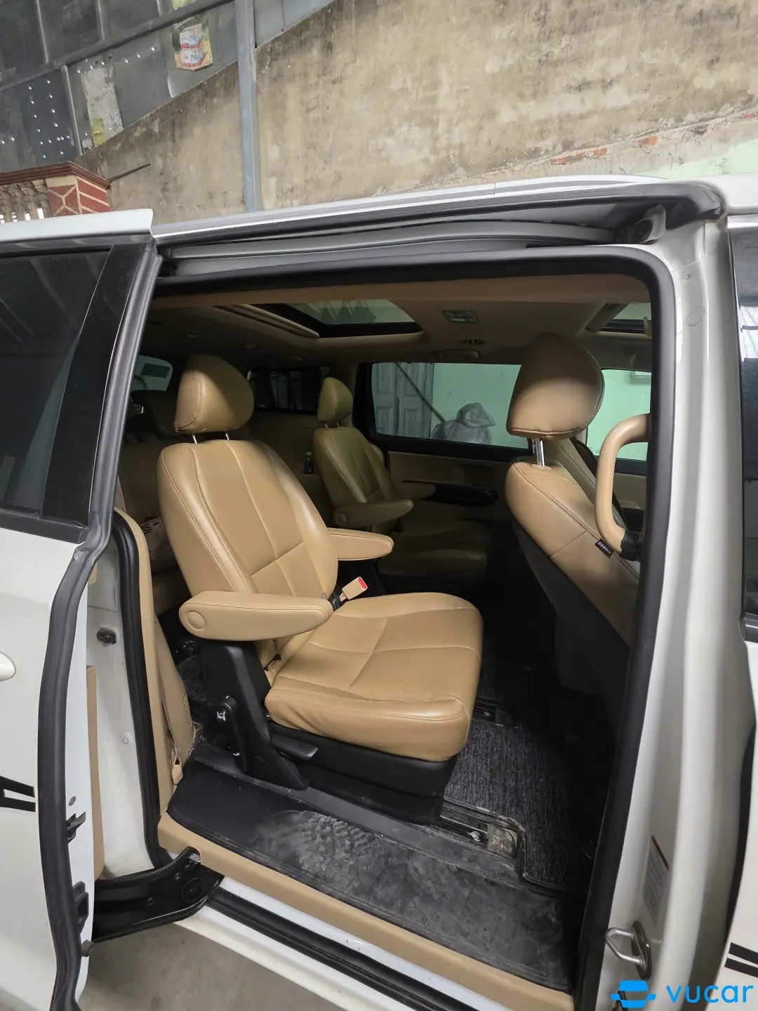 Kia Sedona 2.2 DATH LUXURY 2020 - Nội thất 3