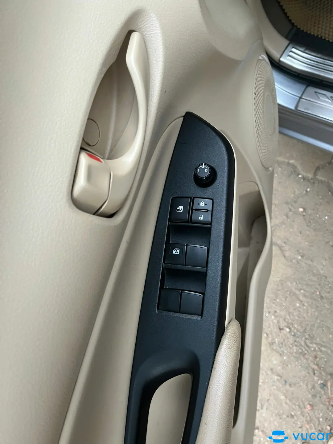 Toyota vios E 1.5 MT 2018 - Nội thất 3