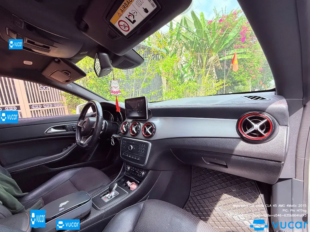 Mercedes Cla class CLA 45 AMG 4Matic 2015 - Nội thất 4