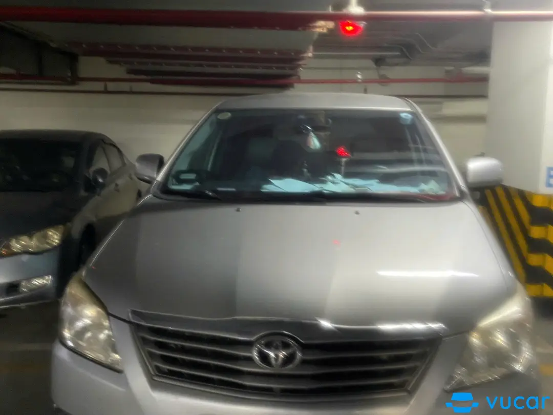 Ảnh xe Toyota Innova 2.0E 2013