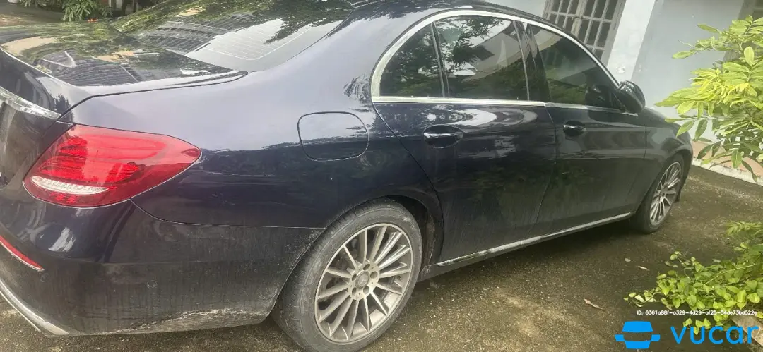 Mercedes E class  2016 - Ngoại thất 9