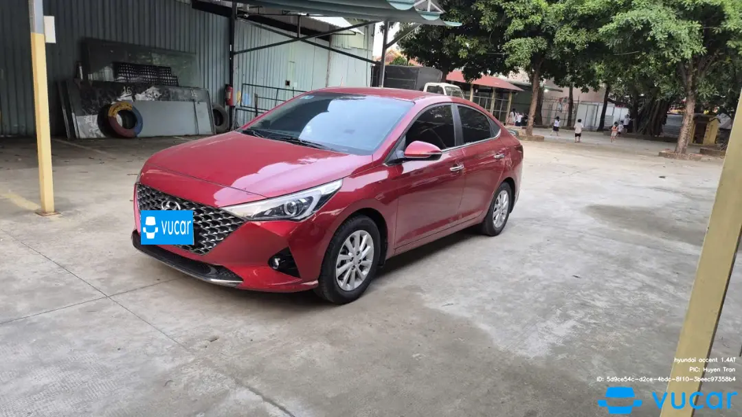 hyundai accent 1.4AT - Ngoại thất 6