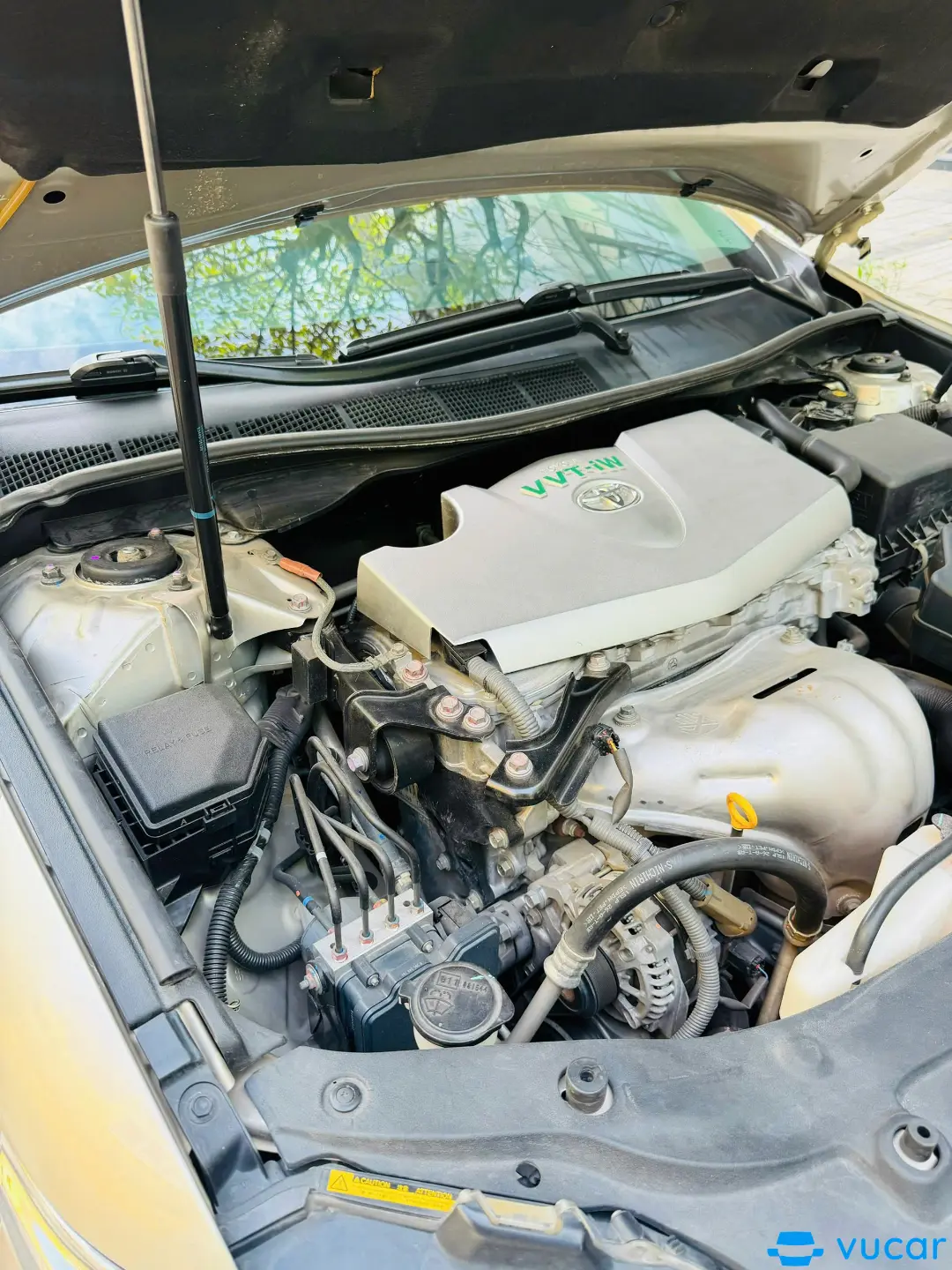 Toyota Camry 2016 2.0 - Khoang động cơ 1