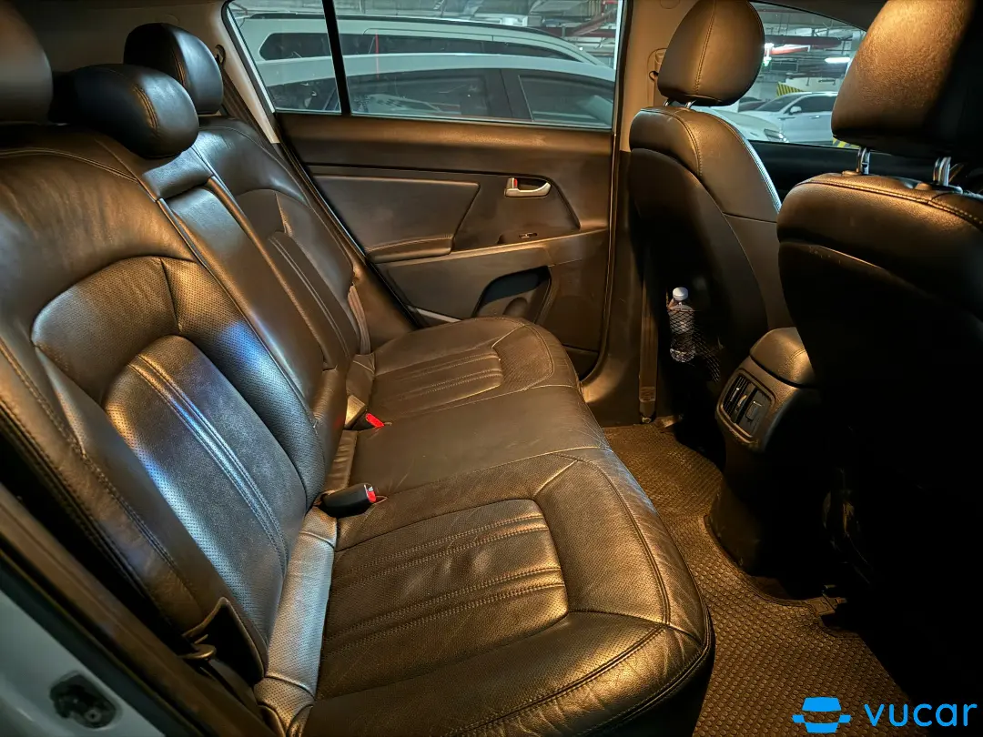 Kia Sportage 2.0 AT 2014 - Nội thất 1
