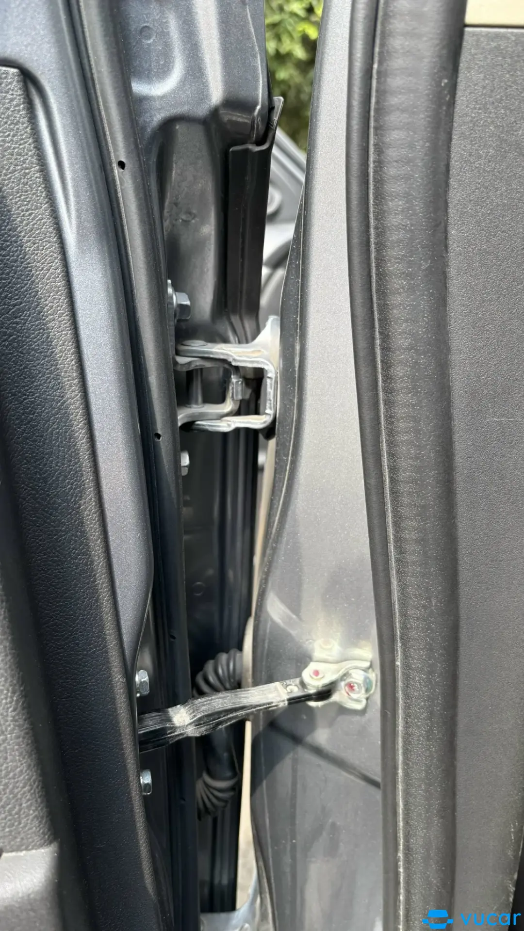 Mitsubishi Outlander 2.0 CVT 2019 - Nội thất 9