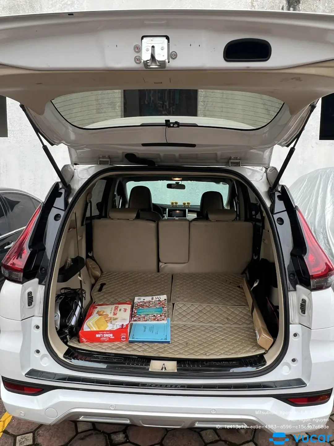 Mitsubishi Xpander 1.5 AT 2019 - Nội thất 1