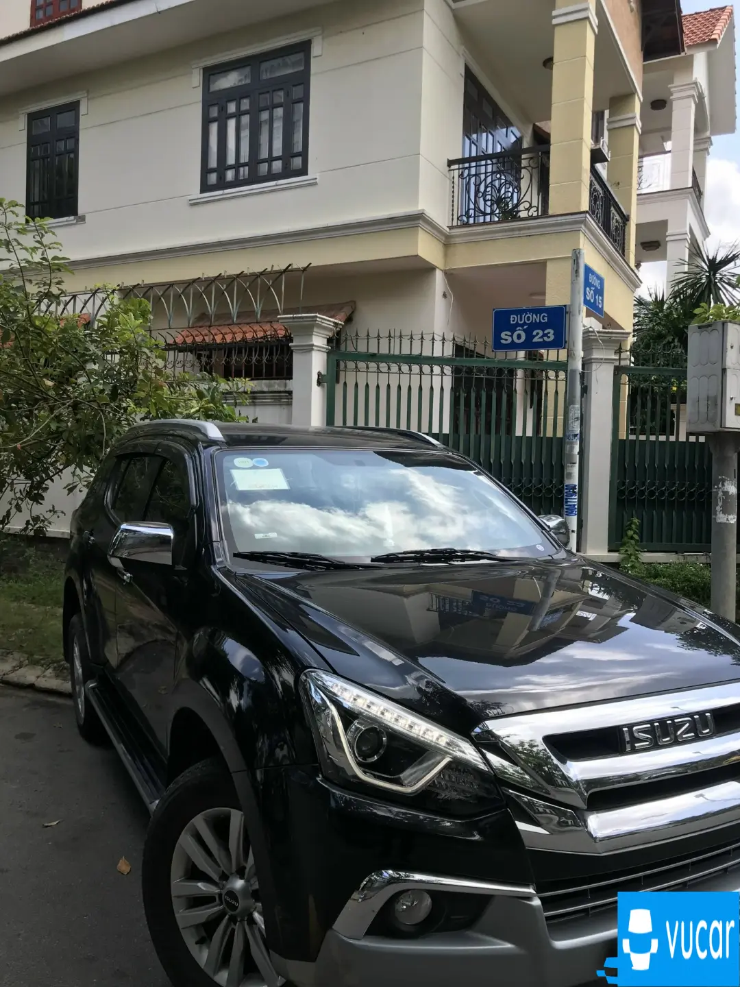 Isuza MUX Prestige 1.9 AT 2019 - Ngoại thất 5