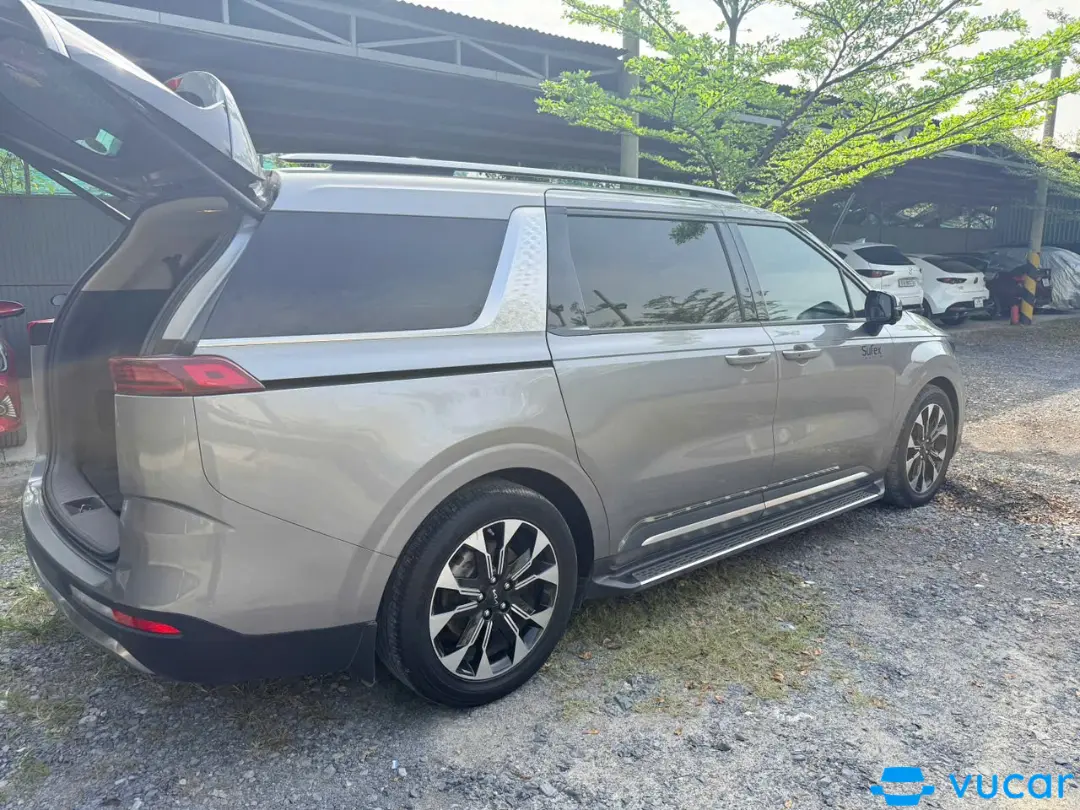 Kia Carnival Premium 2.2D 2022 - Ngoại thất 5