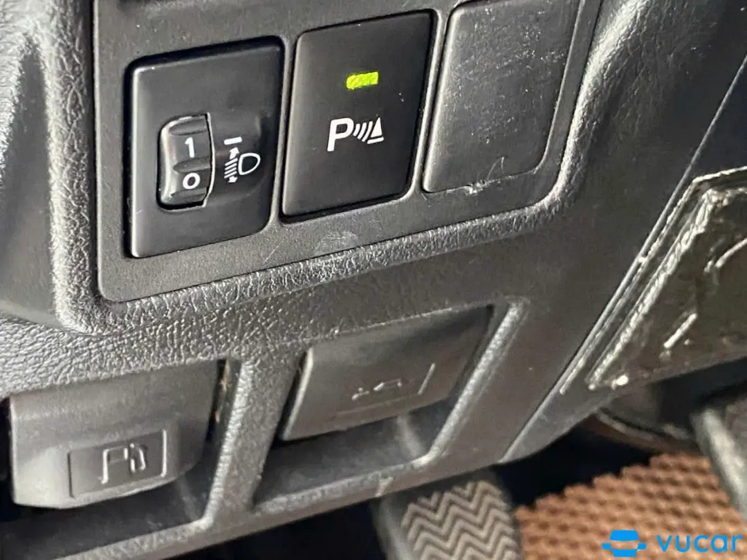 Toyota Innova 2.0E 2017 - Nội thất 6