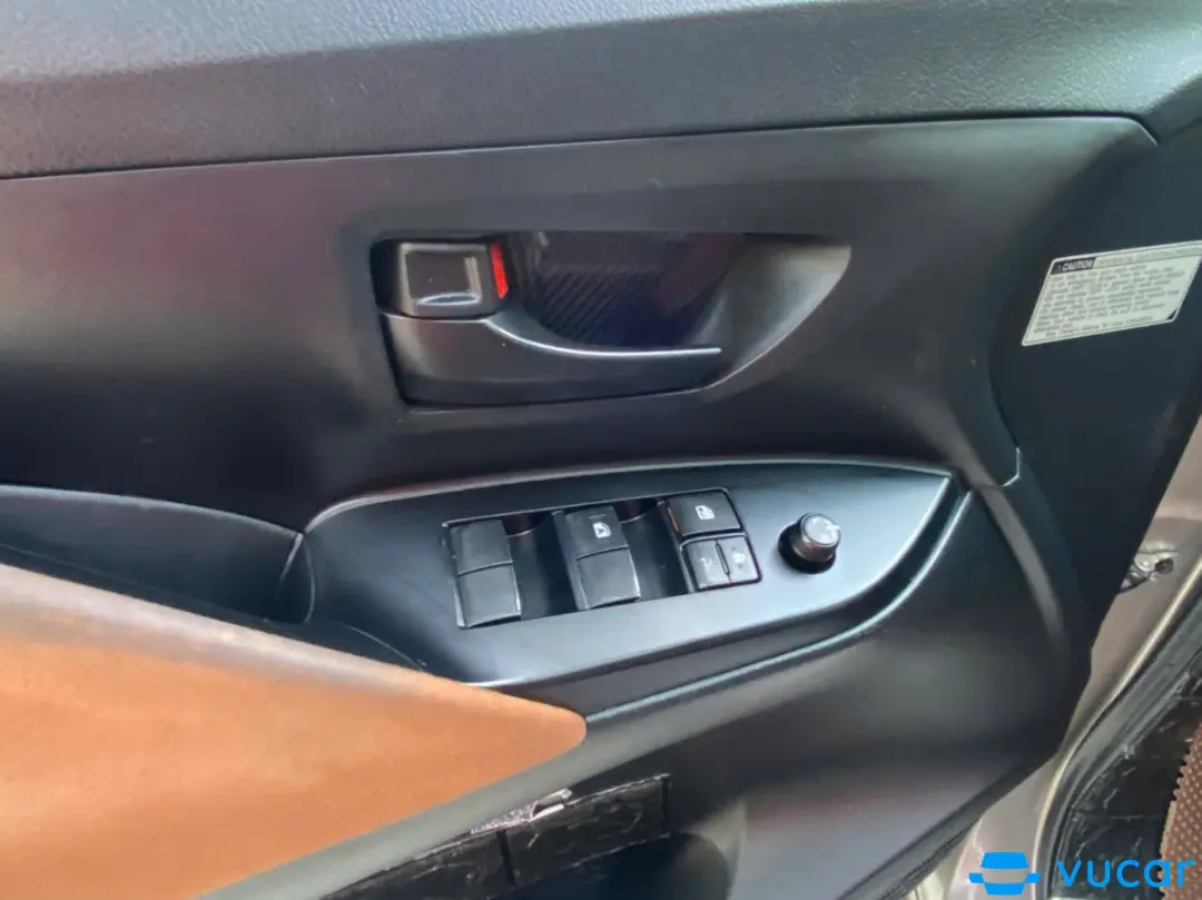Toyota Innova 2.0E 2017 - Nội thất 15