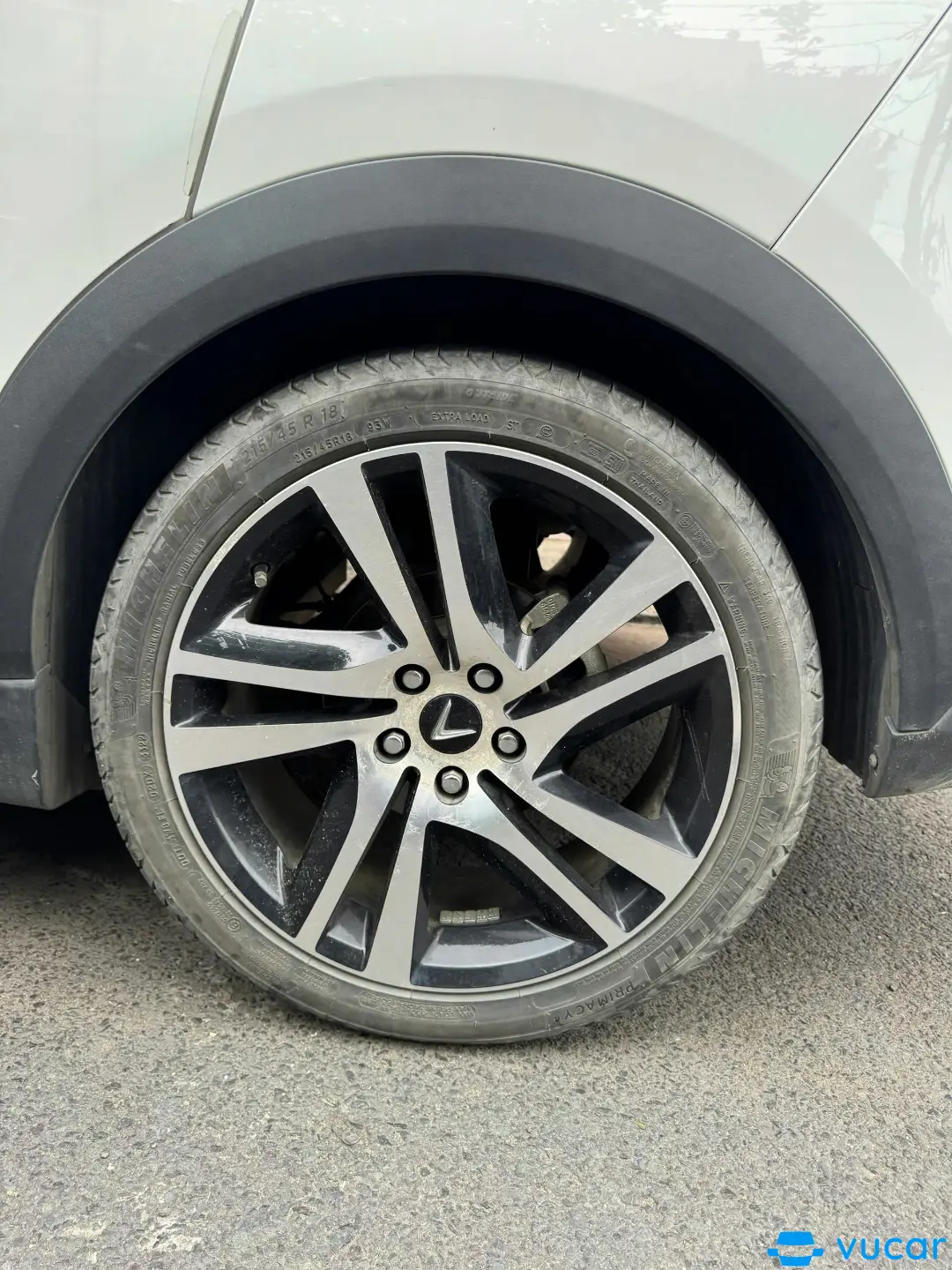 e34 2022 - Ngoại thất 8