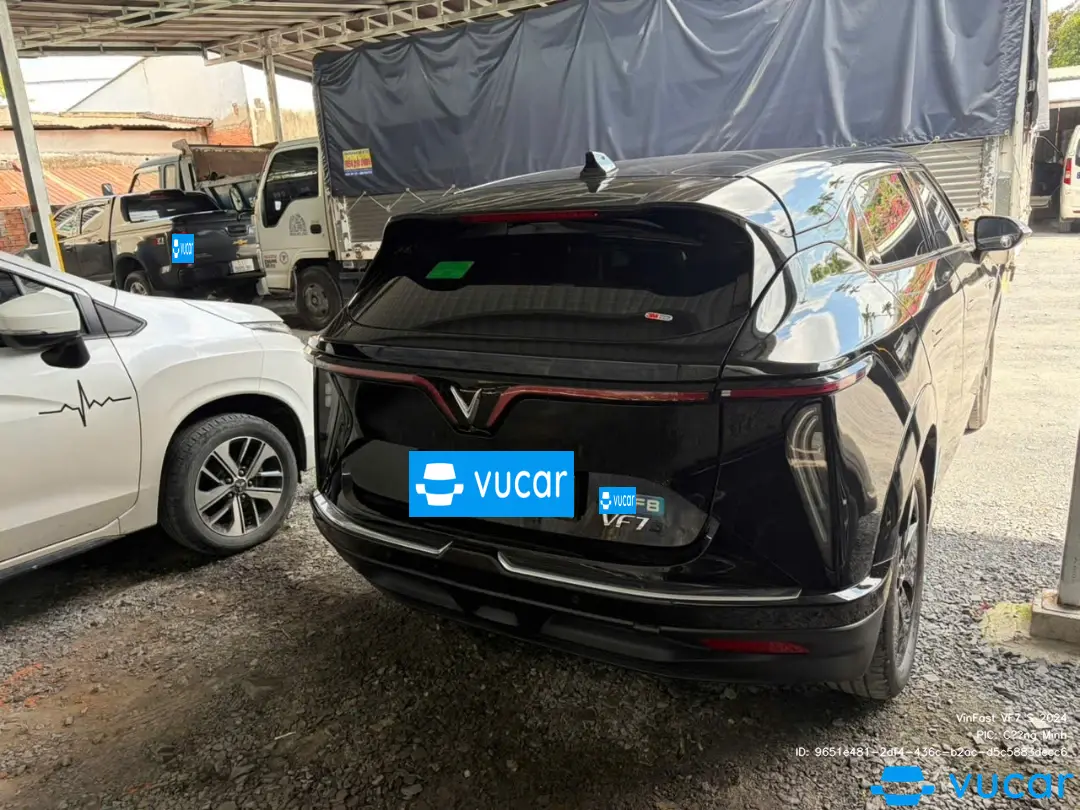 Ảnh xe VinFast VF7 S 2024 - ảnh 2