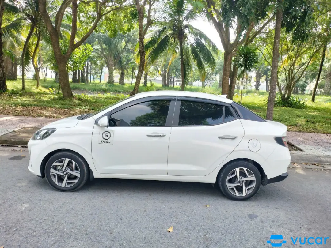 Hyundai i10 Sedan AT bản đủ 2023  - Ngoại thất 4