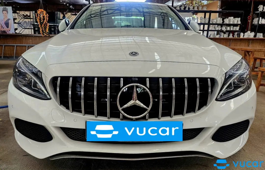 Ảnh xe Mercedes-Benz C 200 Bản full 2018  - ảnh 3