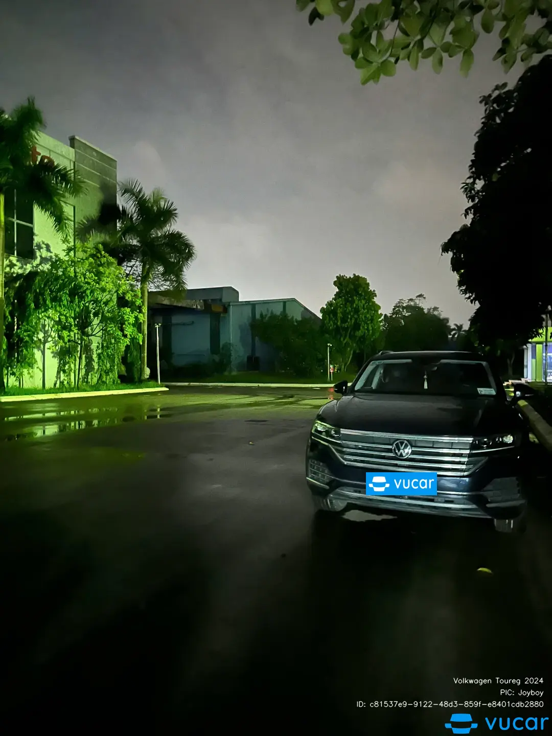 Volkwagen Toureg 2024 - Ngoại thất 1
