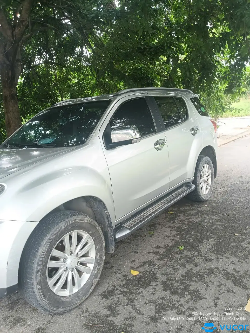 Isuzu Mu-x 1.9 4X2 AT 2019 - Ngoại thất 2