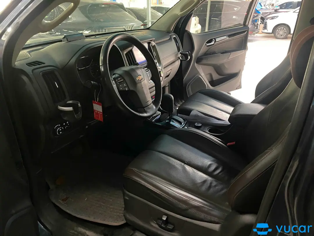 Trailblazer 2.5 LTZ - Nội thất 1