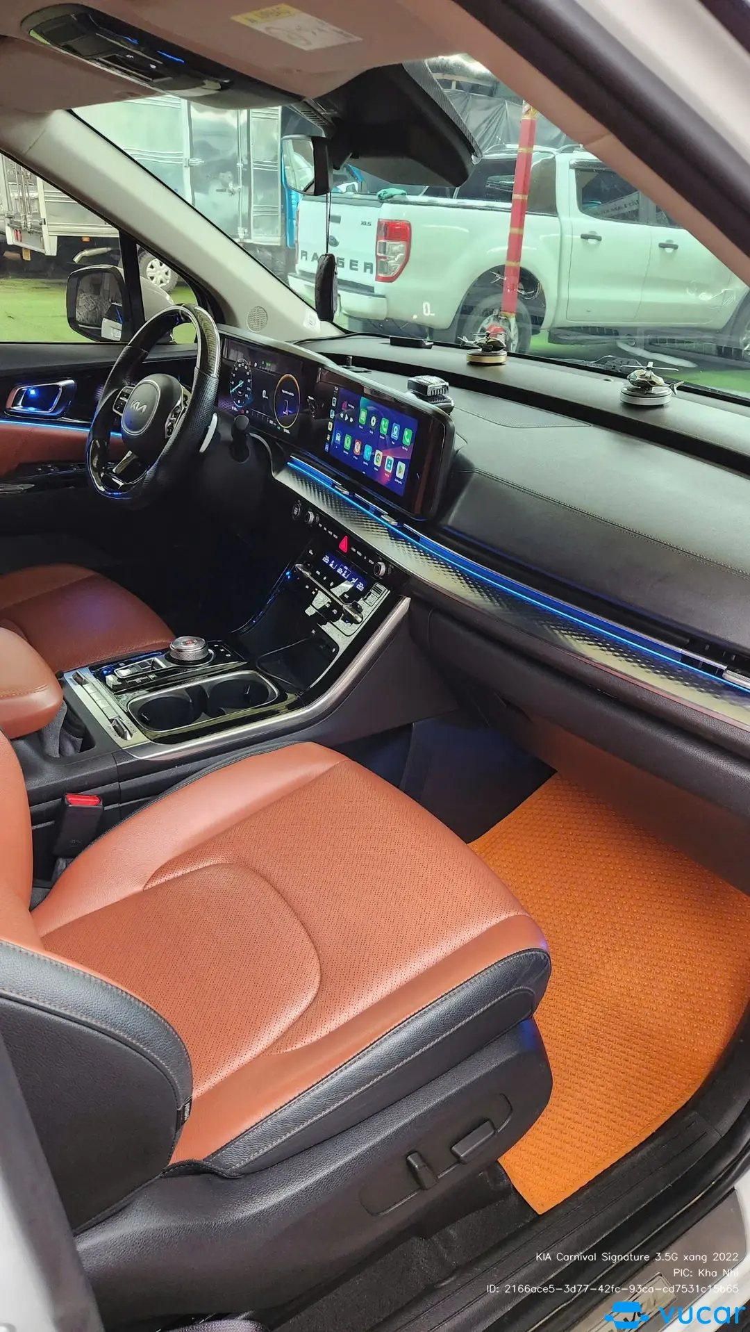 KIA Carnival Signature 3.5G xăng 2022 - Nội thất 3