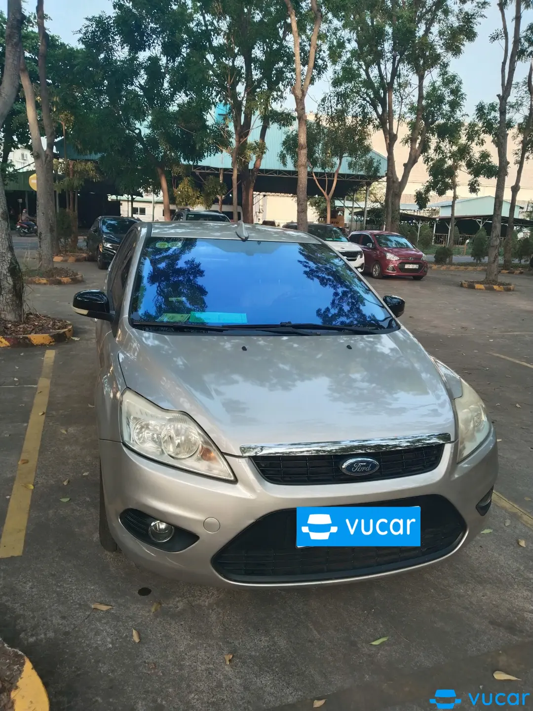 Ford Focus 1.8 AT 2011 - Ngoại thất 2