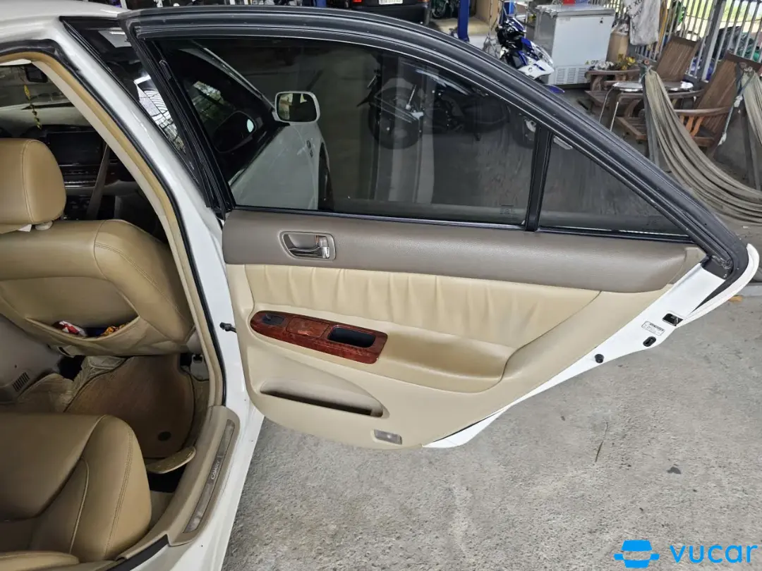 Toyota Camry 3.0 v6 2004 - Nội thất 2