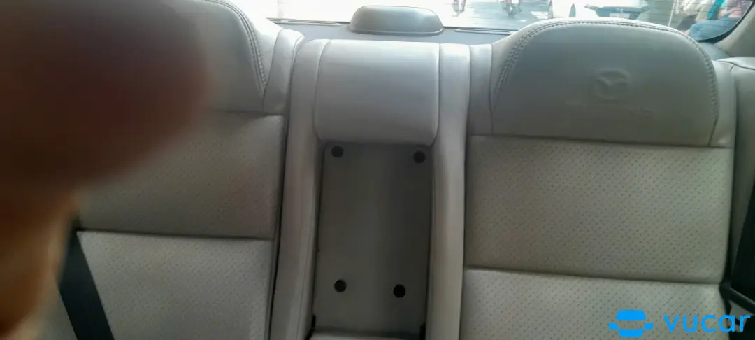 Mazda 626 1996 - Nội thất 5