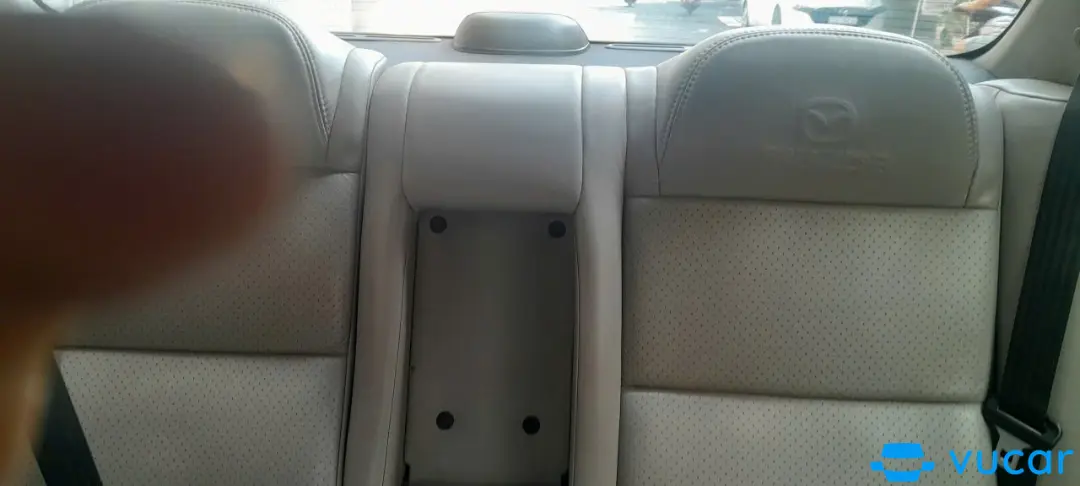 Mazda 626 1996 - Nội thất 4