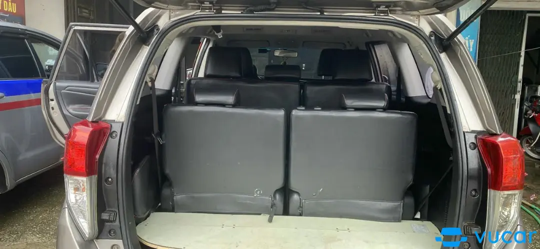 Toyota Innova 2.0E 2016 - Nội thất 2