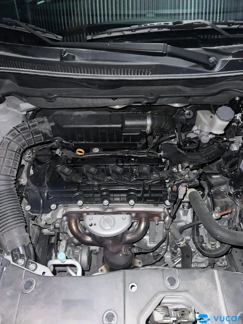 Suzuki xl7 2025 - Khoang động cơ 4