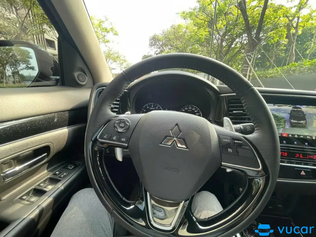 Mitsubishi Outlander 2023 - Nội thất 2