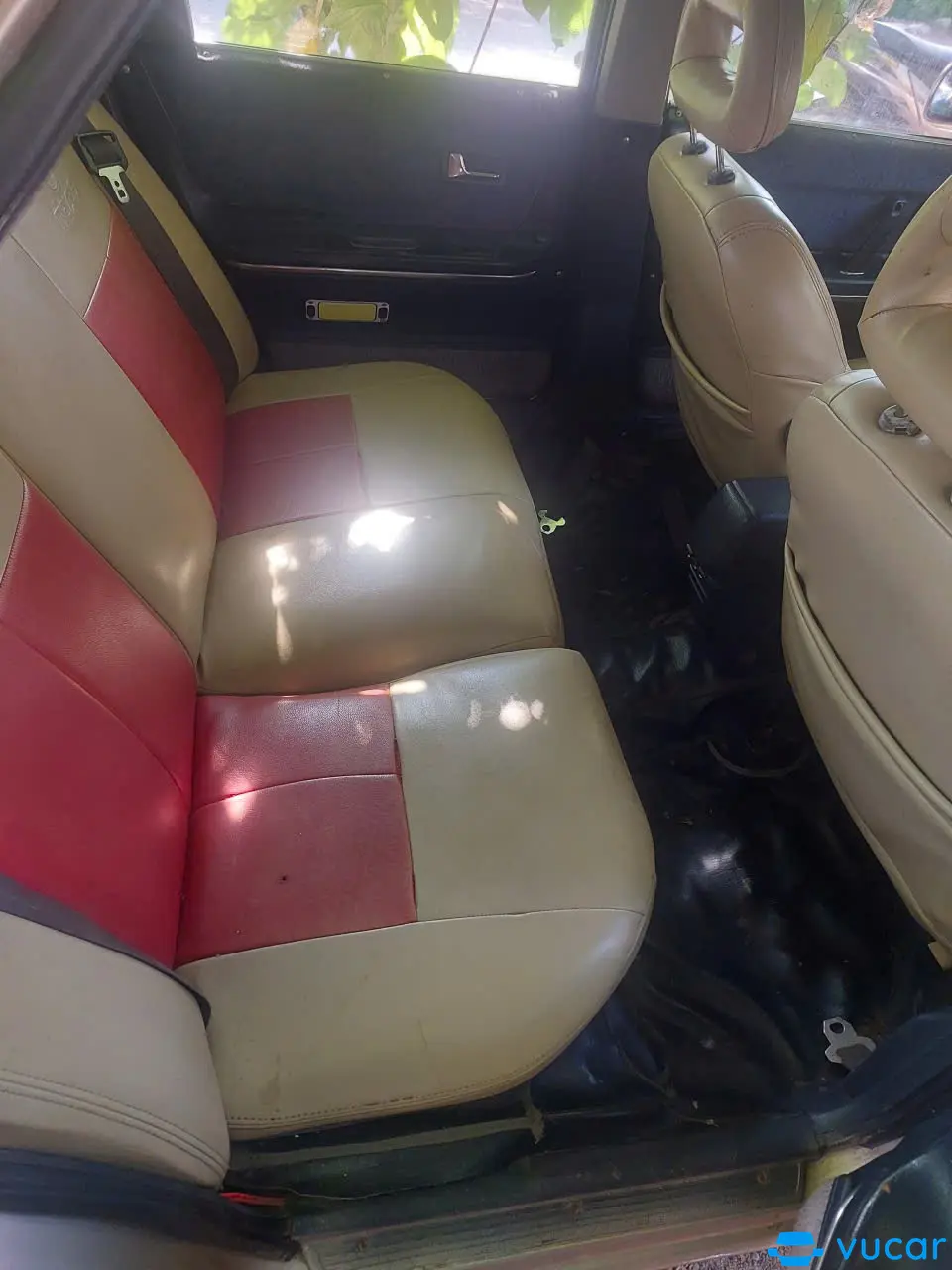 Mazda 626 2.0 MT 1996 - Nội thất 1