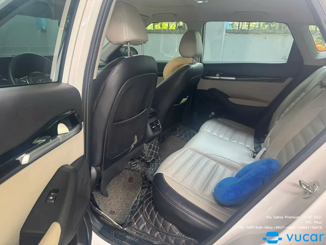 Kia Seltos Premium 1.4 AT 2021 - Nội thất 3