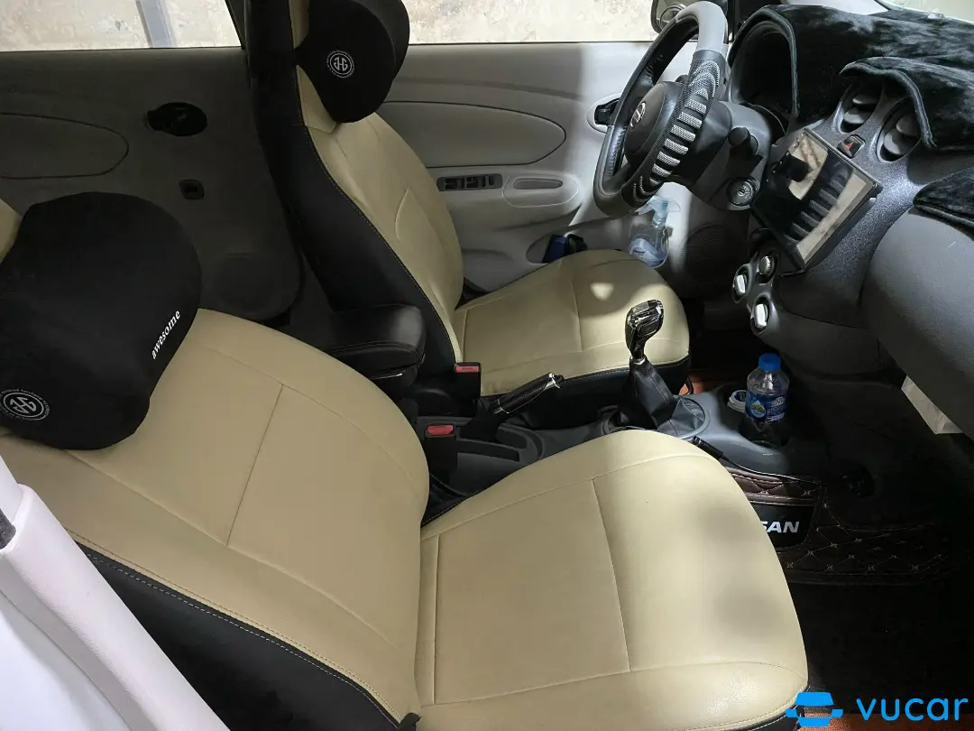 Nissan suny2013 - Nội thất 3