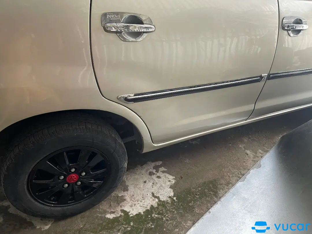 Toyota Innova G 2009 - Ngoại thất 4
