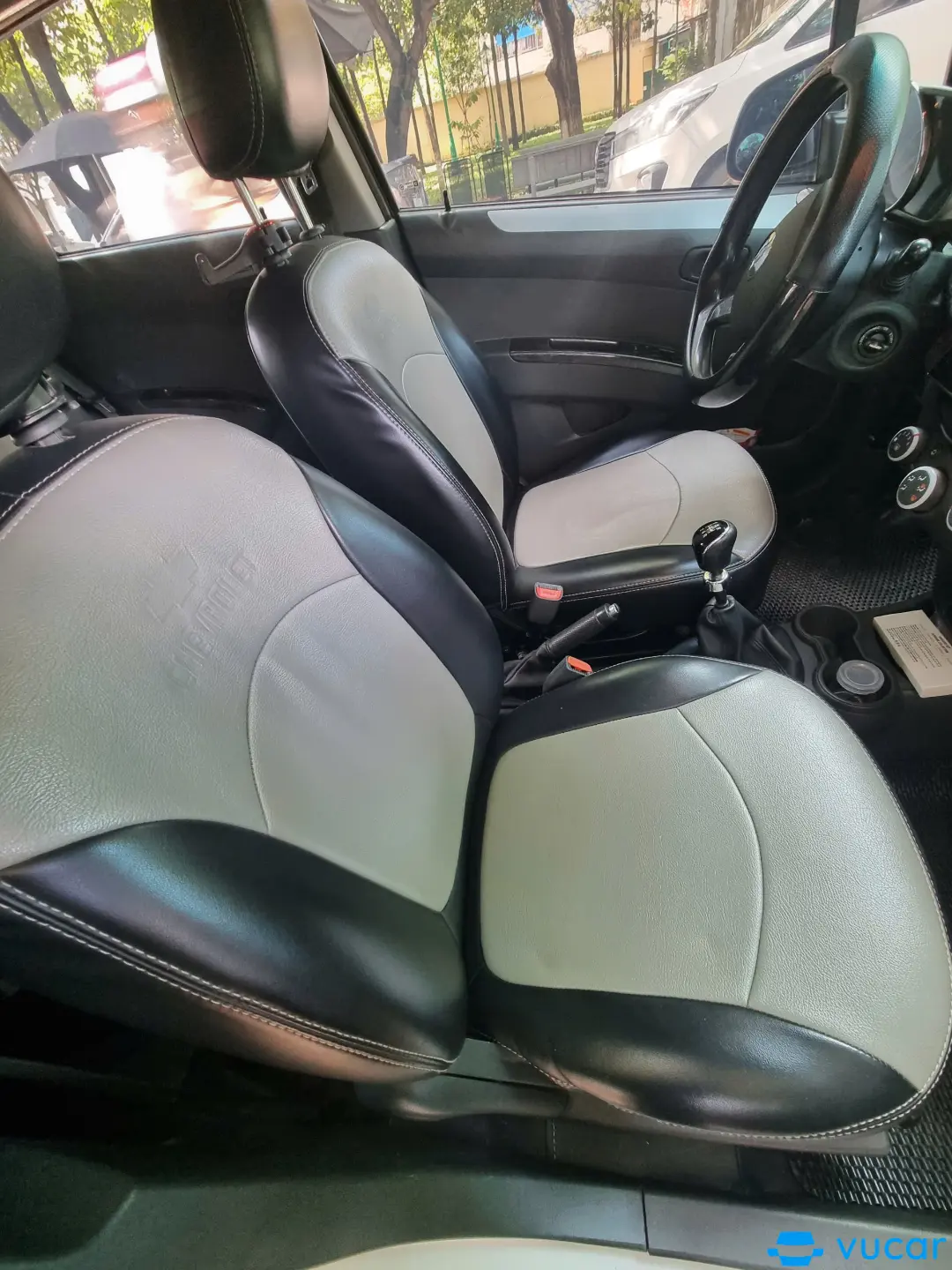 Chevrolet Spark LS 1.2 MT 2016 - Nội thất 5