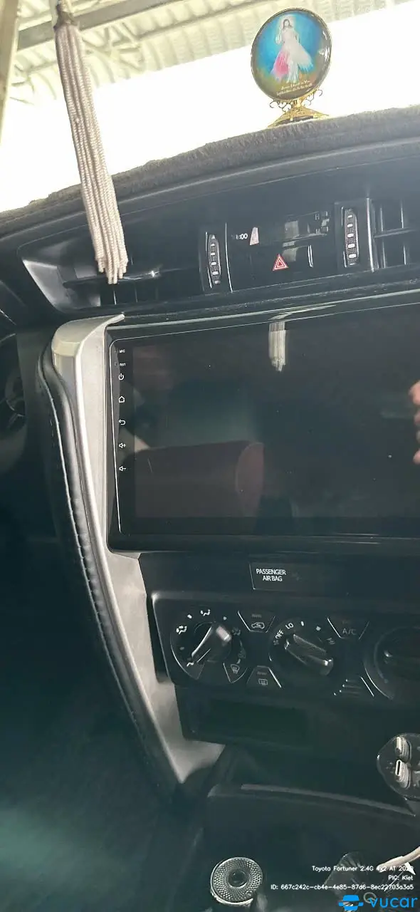 Toyota Fortuner 2.4G 4x2 AT 2020 - Nội thất 10