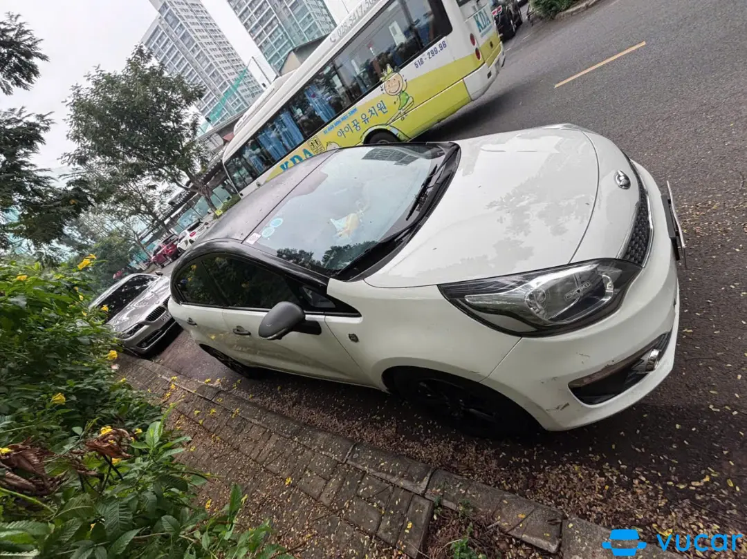 Kia Rio 1.4 AT 2015 - Ngoại thất 4