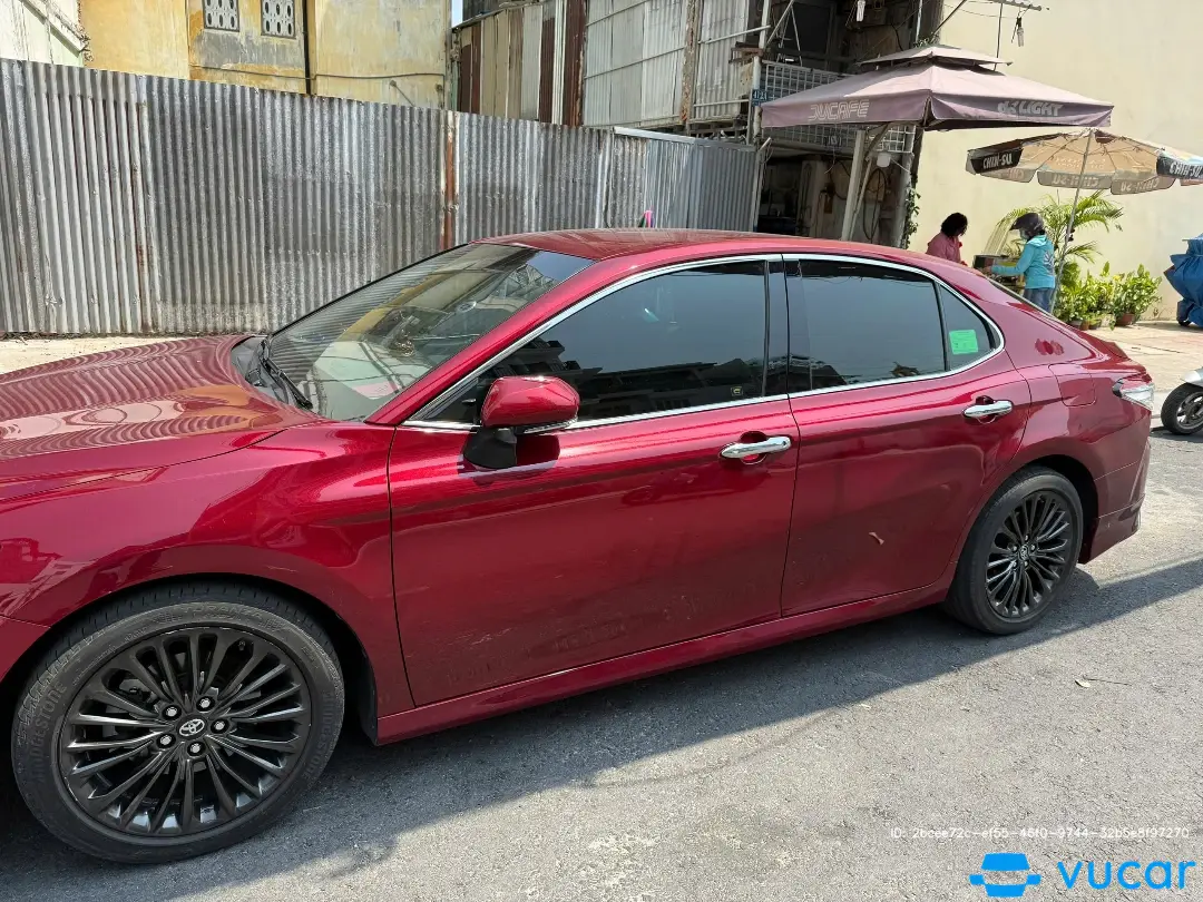 Toyota Camry 2.0G 2020 - Ngoại thất 8