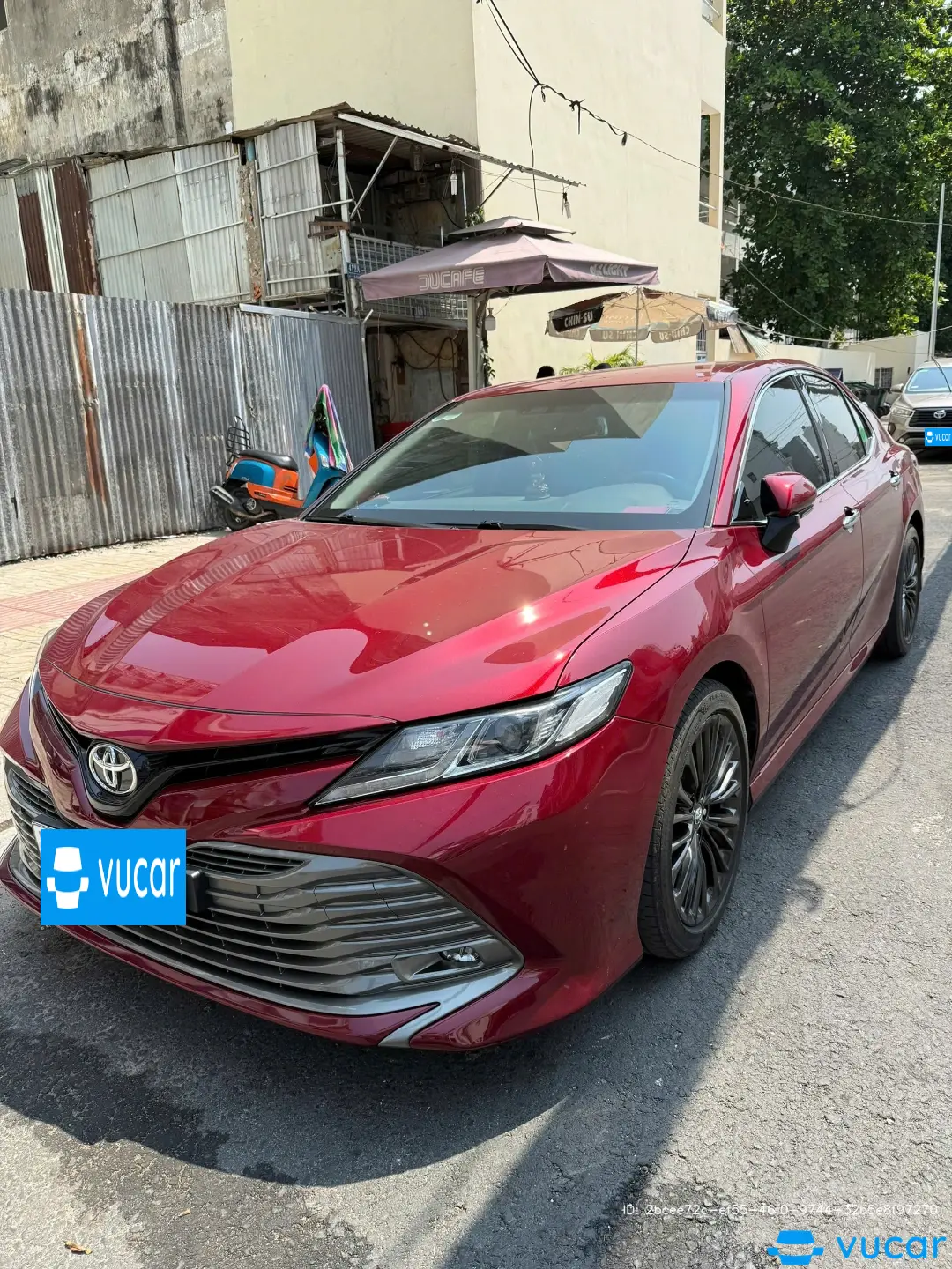 Toyota Camry 2.0G 2020 - Ngoại thất 5