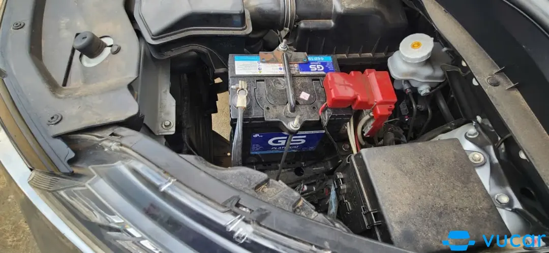 Mitsubishi Xpander 1.5 MT 2021 - Khoang động cơ 2