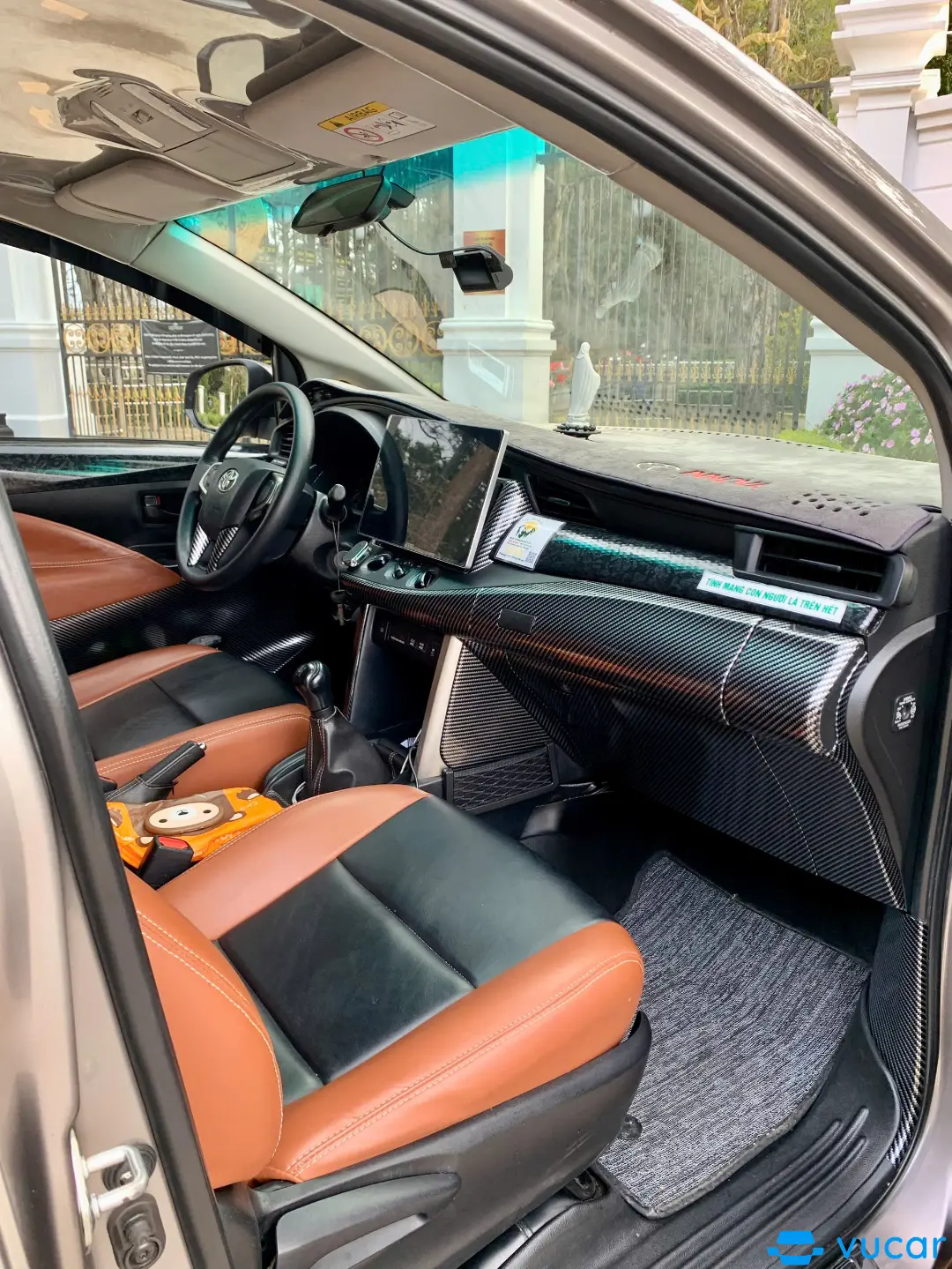Toyota Innova 2.0 E MT 2018 - Nội thất 2
