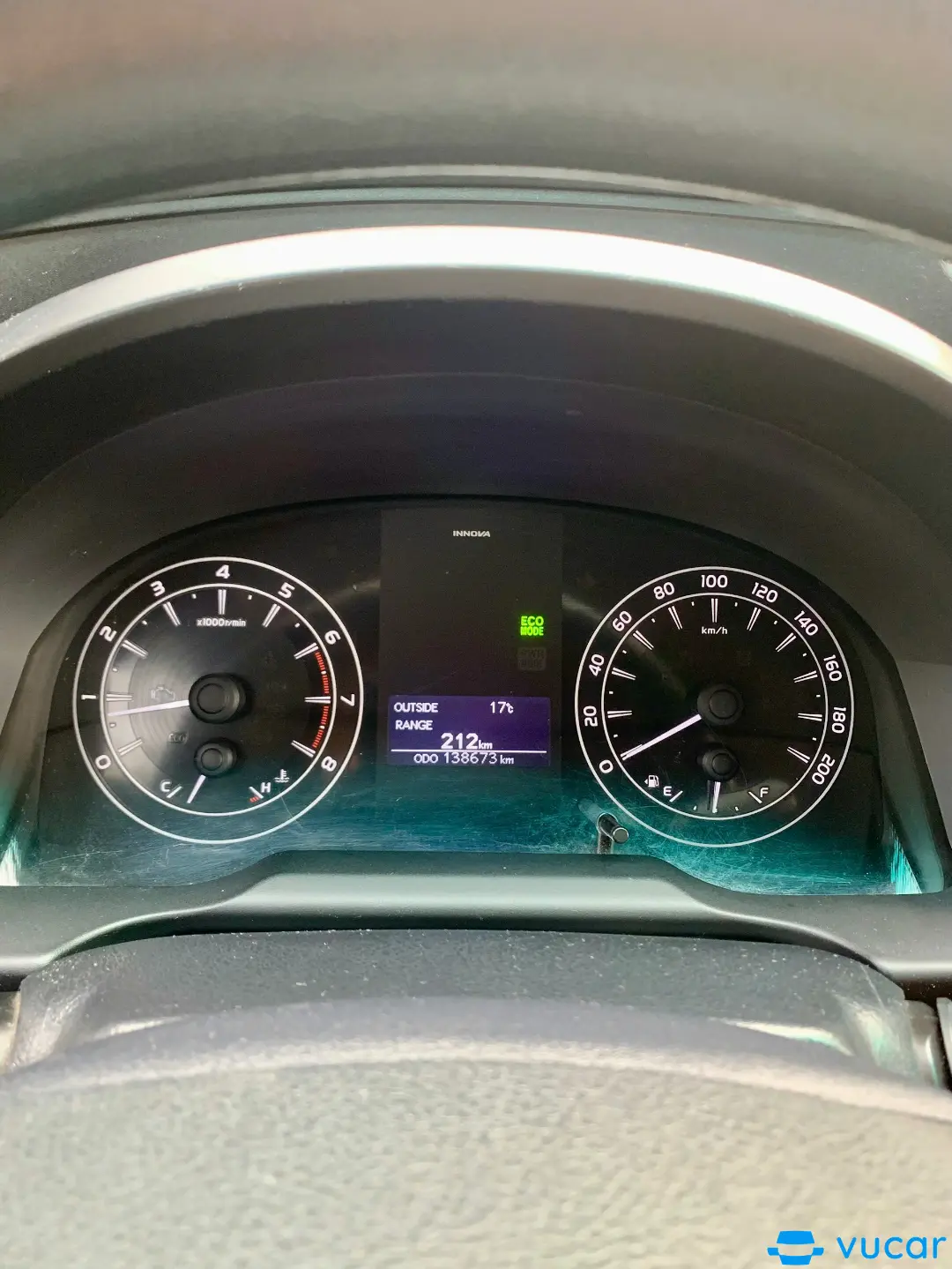 Toyota Innova 2.0 E MT 2018 - Nội thất 4