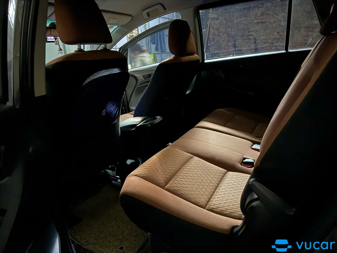 Toyota Innova 2.0E 2018 - Nội thất 5