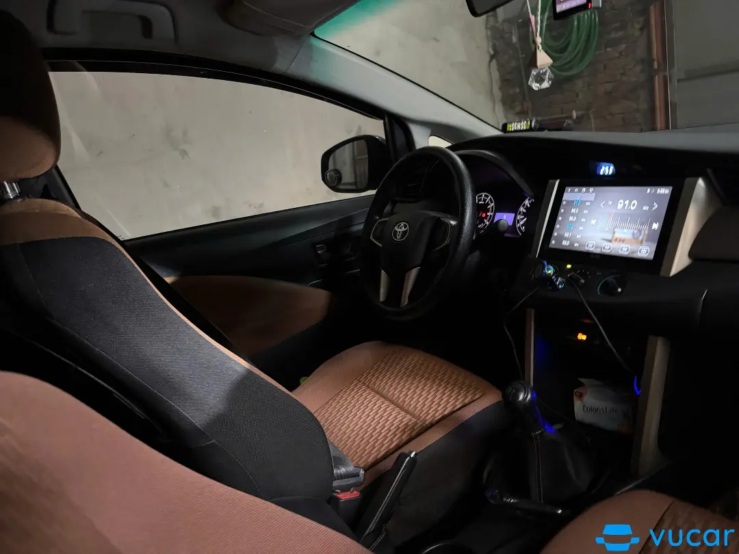 Toyota Innova 2.0E 2018 - Nội thất 3